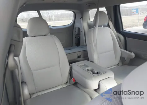 2021 Kia Sedona Lx из США, поврежденный, VIN KNDMB5C1XM6673538